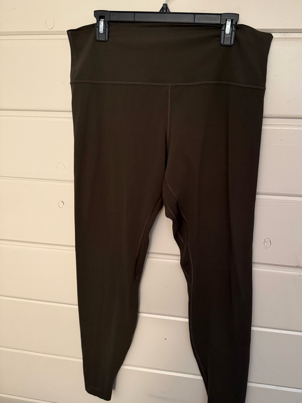 lululemon athletica Dark Olive High-Rise Leggings. Size 16 aligns